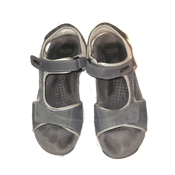 Propet Grey Leather Sandals 7.5 - Picture 1 of 8